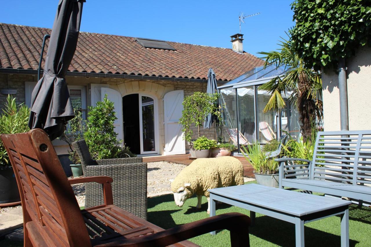 Suite En Terrasse A คอญญัก ภายนอก รูปภาพ